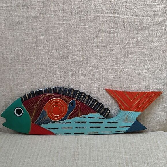 Mexican Folk Art Hand Painted Hand Carved Wooden Fish Artist Signed Shelf Sitter - Picture 8 of 8